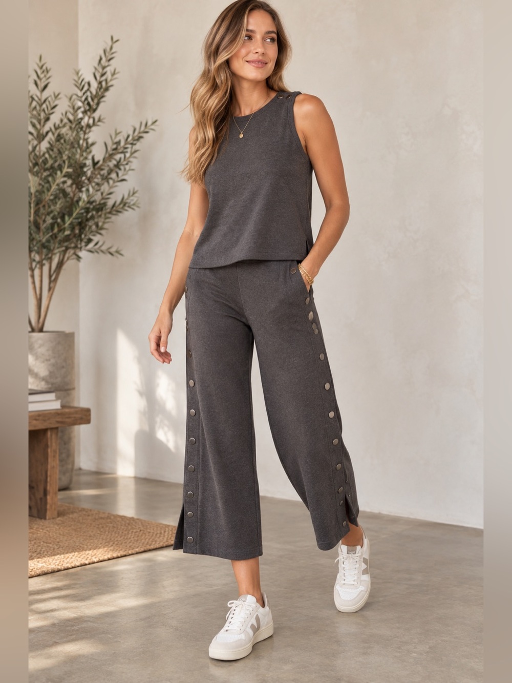 Cabi Snap Crop 2 Piece Set in Charcoal Gray • Size Medium • New Without Tags